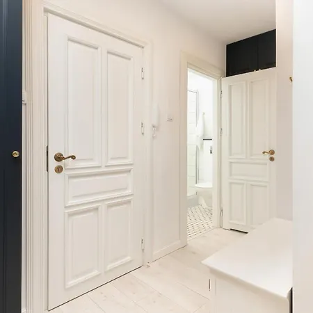 Apartment Old Town Grobla I By Renters Gdansk